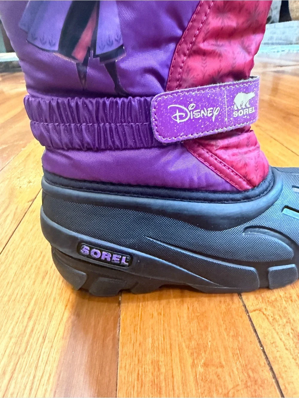 SOREL x Disney Frozen 2 Anna Flurry Snow Boots Youth 13 Purple Pink